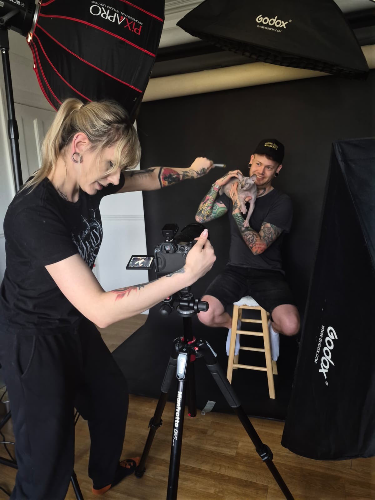 Behind the scenes photo shoot with Brenda Rusu of The Sphynx Squad
